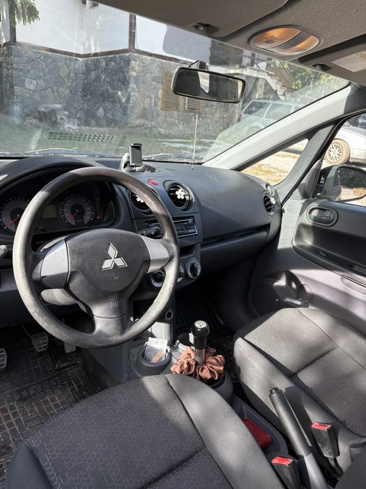 Mitsubishi Colt 2009