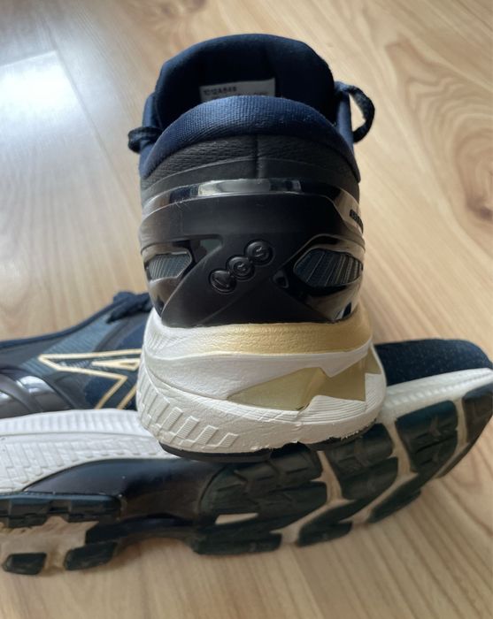 Asics GEL-Kayano 27 women/дамски спортни обувки/маратонки 39