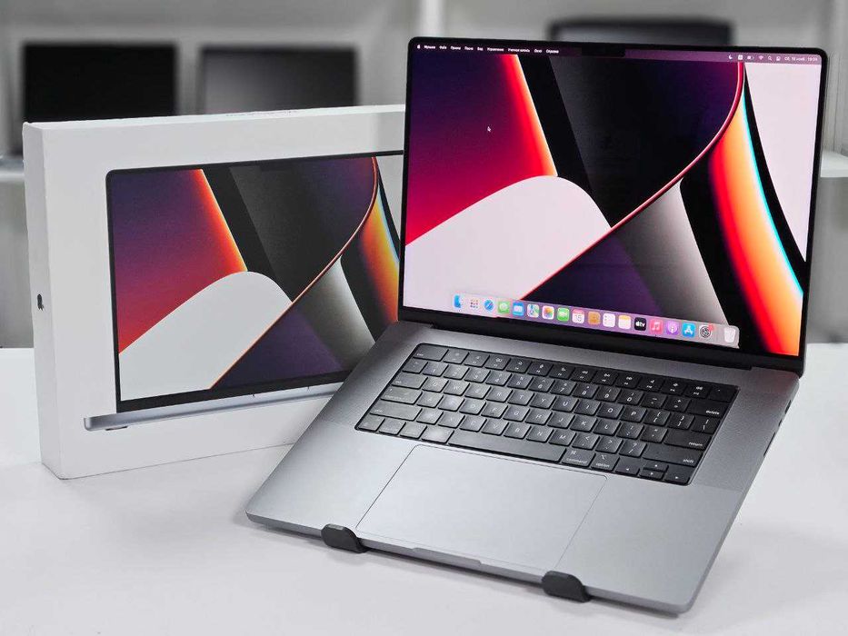 Стильный ноутбук Apple MacBook Pro 16 2021 - M1 Pro CPU/16ГБ/SSD 1ТБ