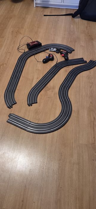 Circuit masini cu telecomanda
