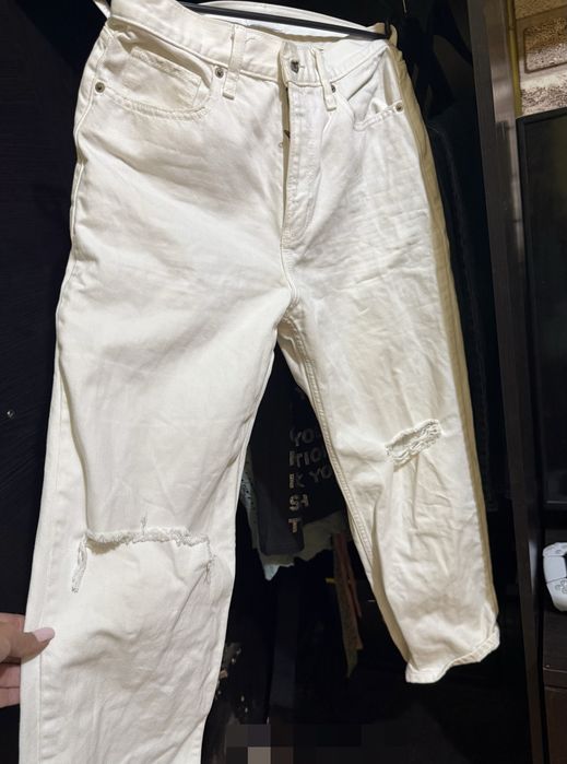 Дамски дънки 36 / S размер Stradivarius mom fit