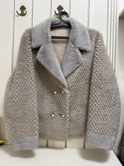 Шуба светлая бу