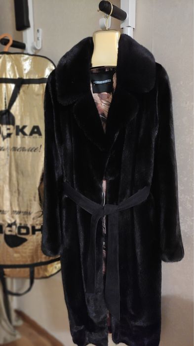 Шуба норковая цельная