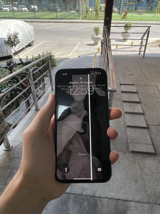 IPHONE 13   128 G
