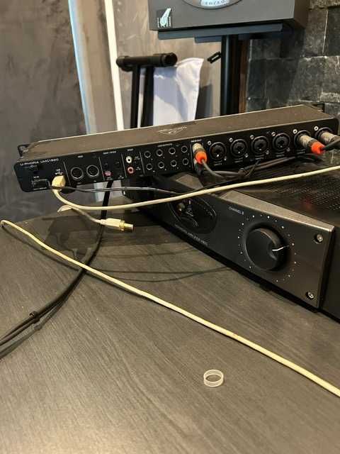 Iinterfata Audio BEHRINGER UMC1820