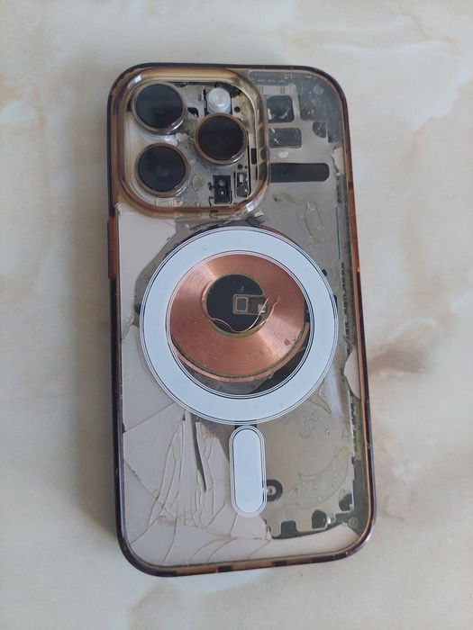 [14 Pro] Vând Apple iPhone 14 Pro de 256Gb Neverlocked //poze reale