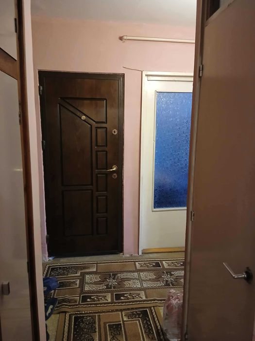 De vanzare apartament cu 3 camere