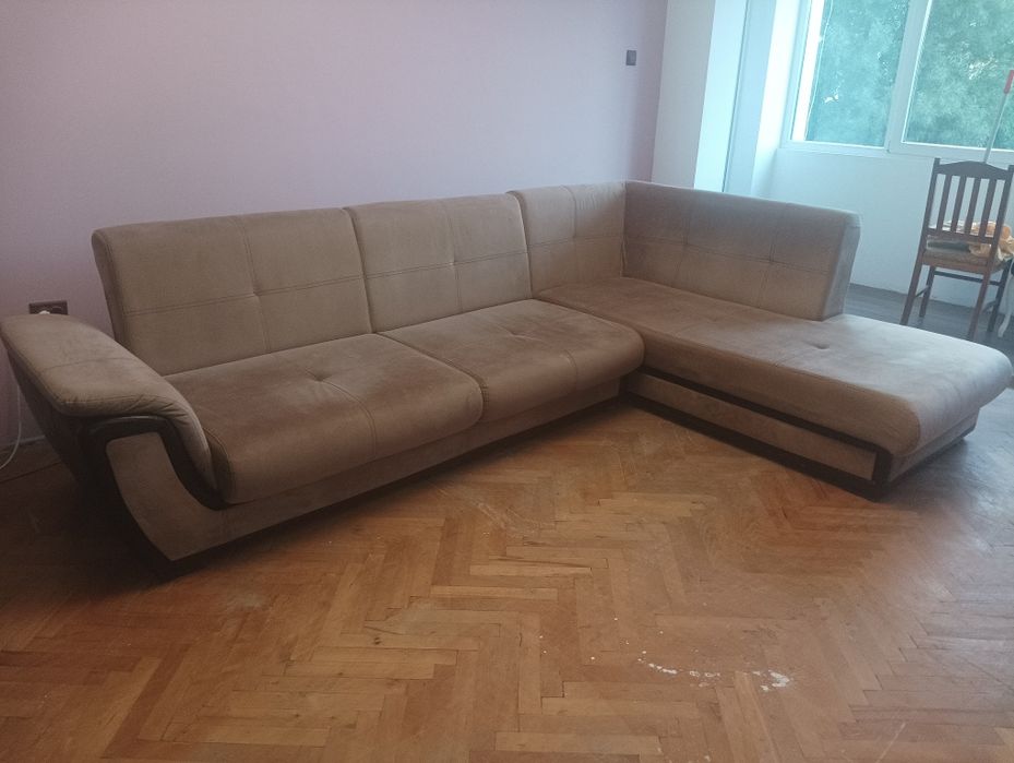 Диван ъглов с клик клак механизъм за спане