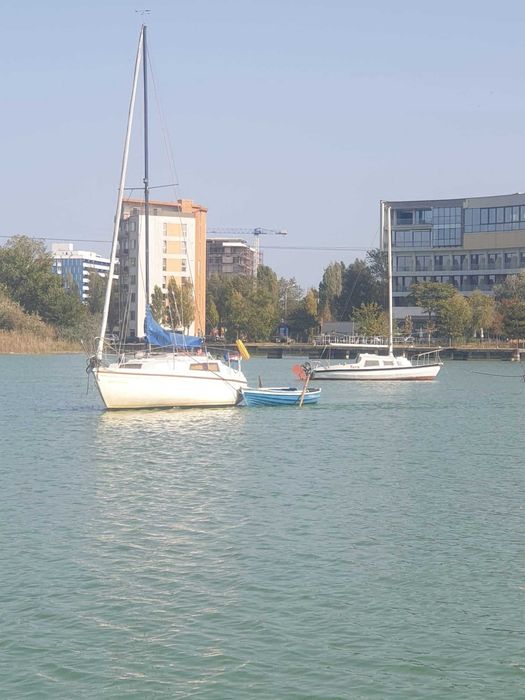 Vând velier Neptun 22
