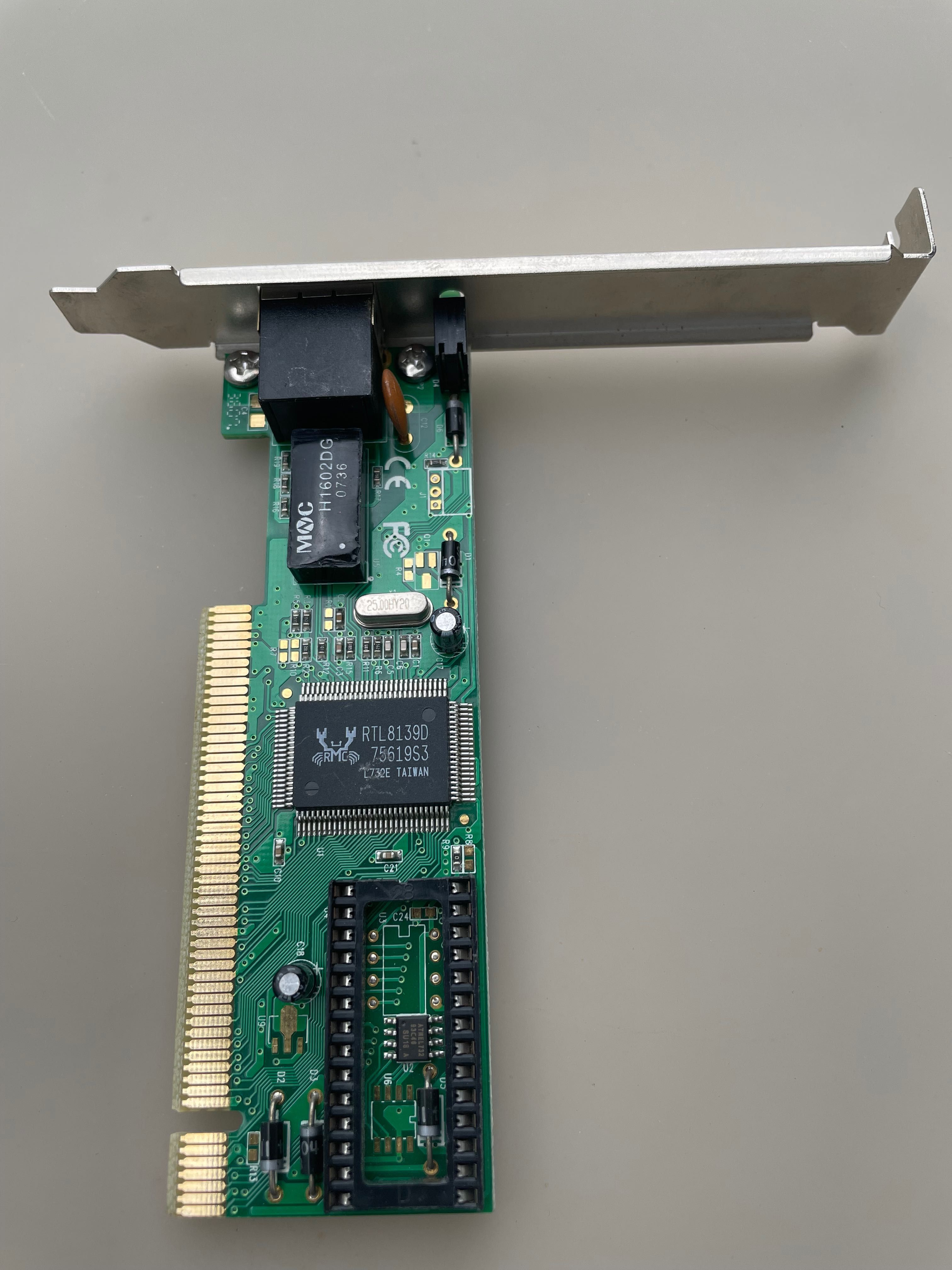 Placa de rețea PCI Realteck RTL8139D