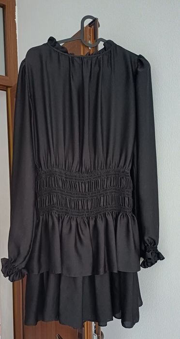 Rochie neagra eleganta