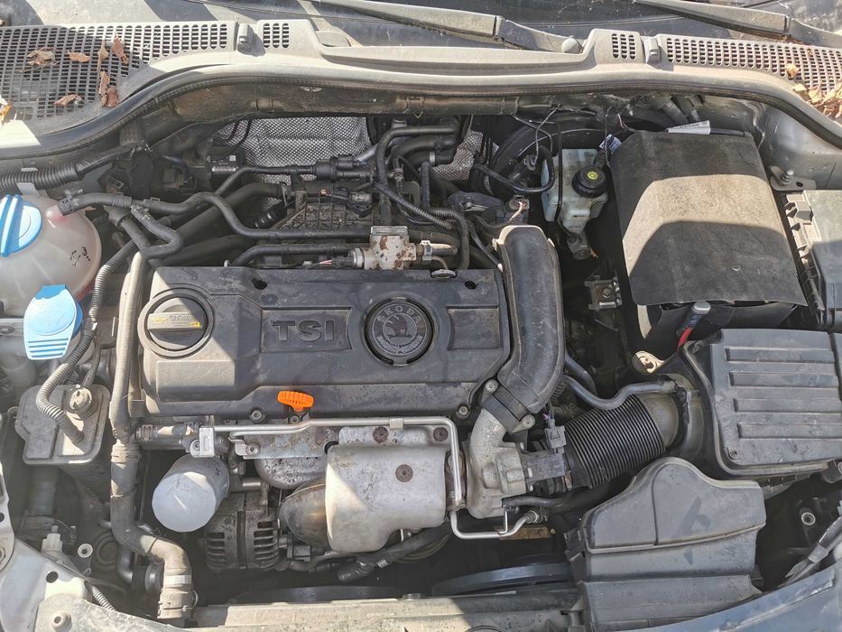 Dezmembrez Skoda Octavia 2 Facelift Piese Originale