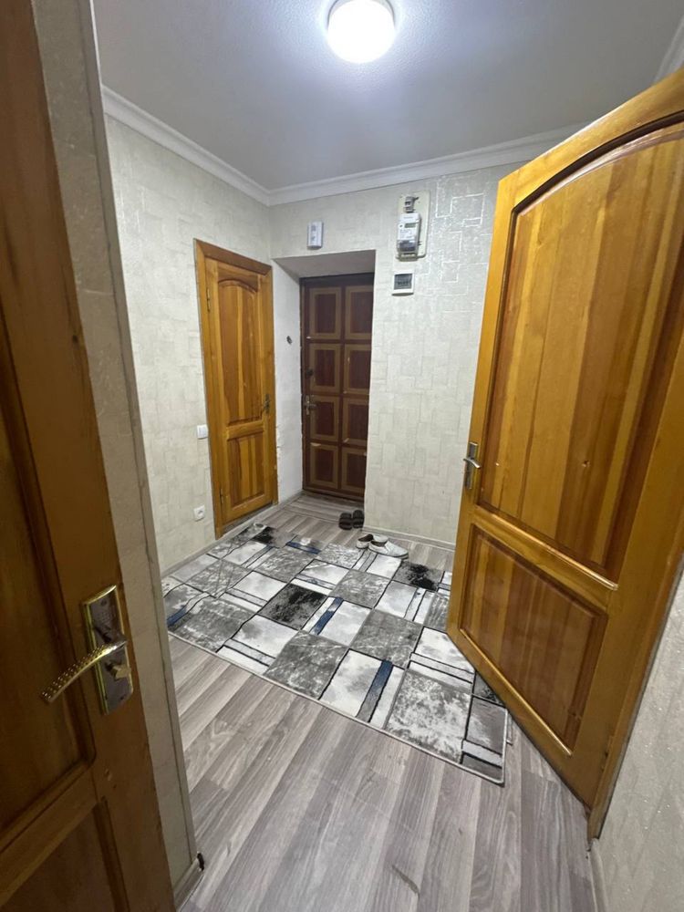 Аренда Mirzo Ulugbek metro  4хона 450 дол оила акуратный одамларга