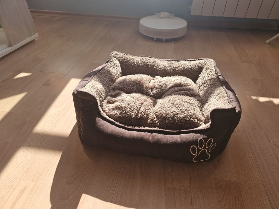 Меко легло за котки