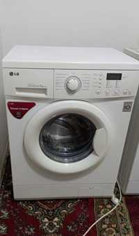 Продам LG стиральная машинка 5 кг