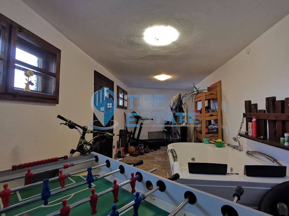 Продава се Къща в Велико Търново, Център - 162 кв.м за 1525 €/кв.м - Снимка #11