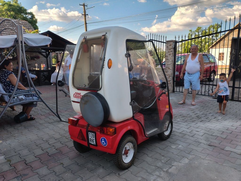 Pentru oameni cu dizabilități, se poate conduce doar cu mâinile