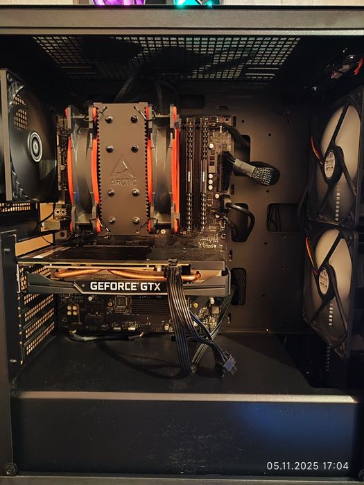 Геймърски i7 10700t, GTX 1660 Super 6GB, RAM 32GB DDR4 3600, SSD 480GB