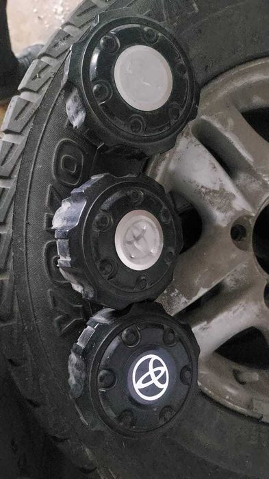 Продам калпаки на тайота сюрф hailux surf