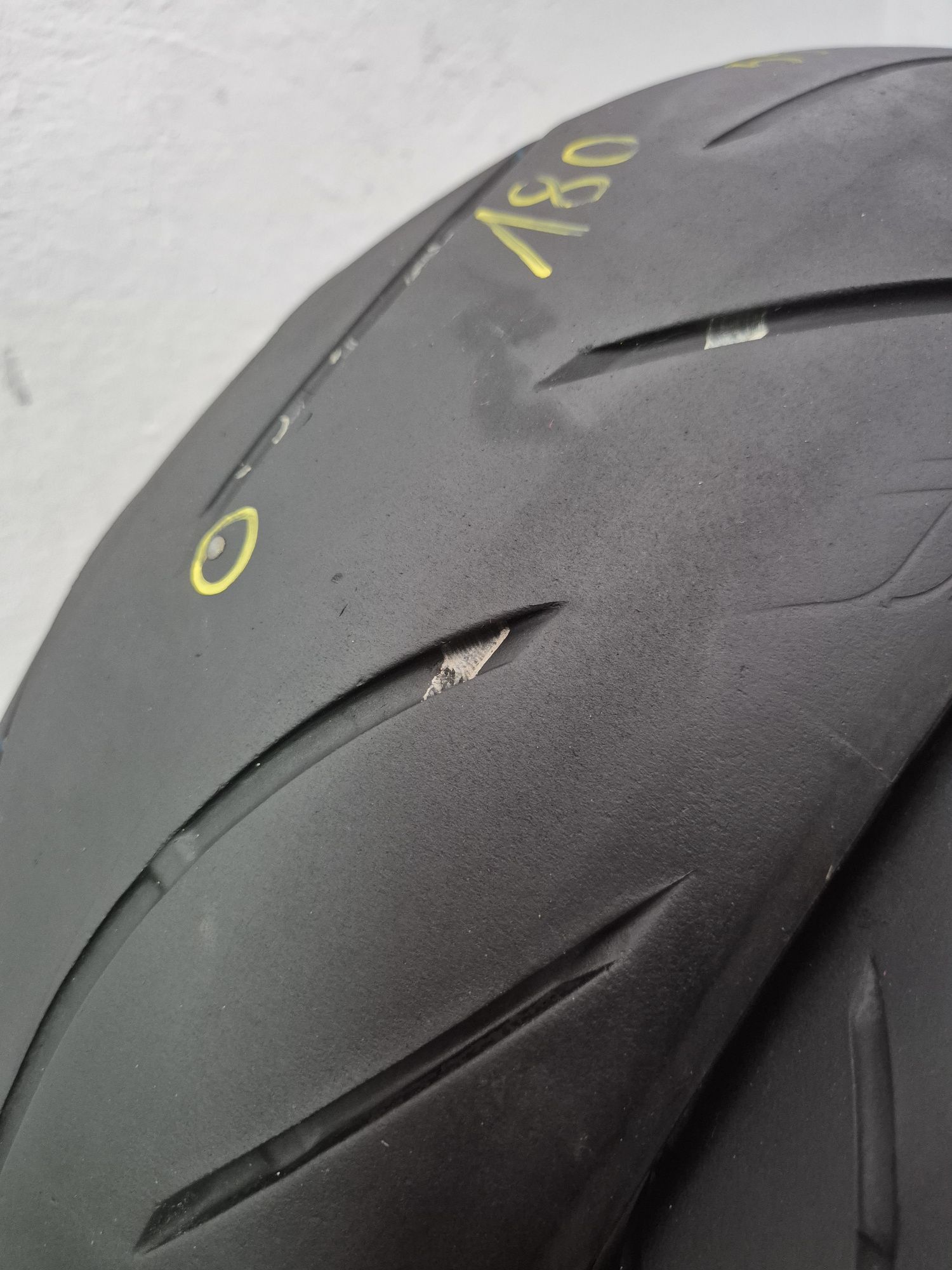 Set anvelope moto 120 70 17 cu 180 55 17 Bridgestone S21 dot 4721