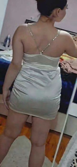 Рокля в много добро състояние носена само 3 часа