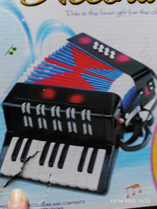 Детски акордеон играчка Bontempi