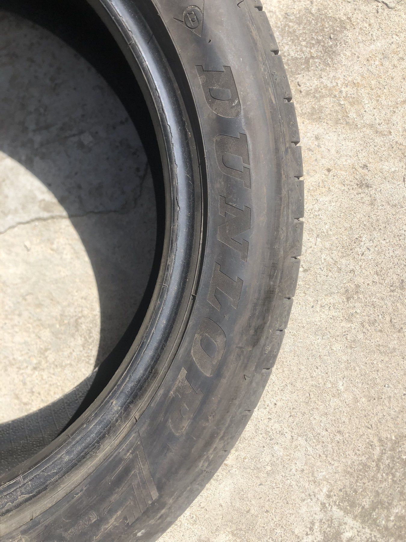 Гуми 2 бр. Dunlop 215/55/17