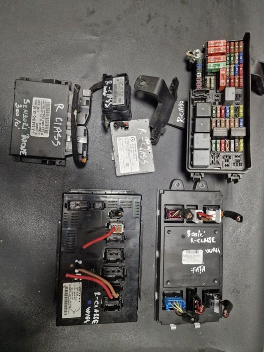 Modul Sam Mercedes R-Class w251, tablou sigurante, gateway, esp,modul