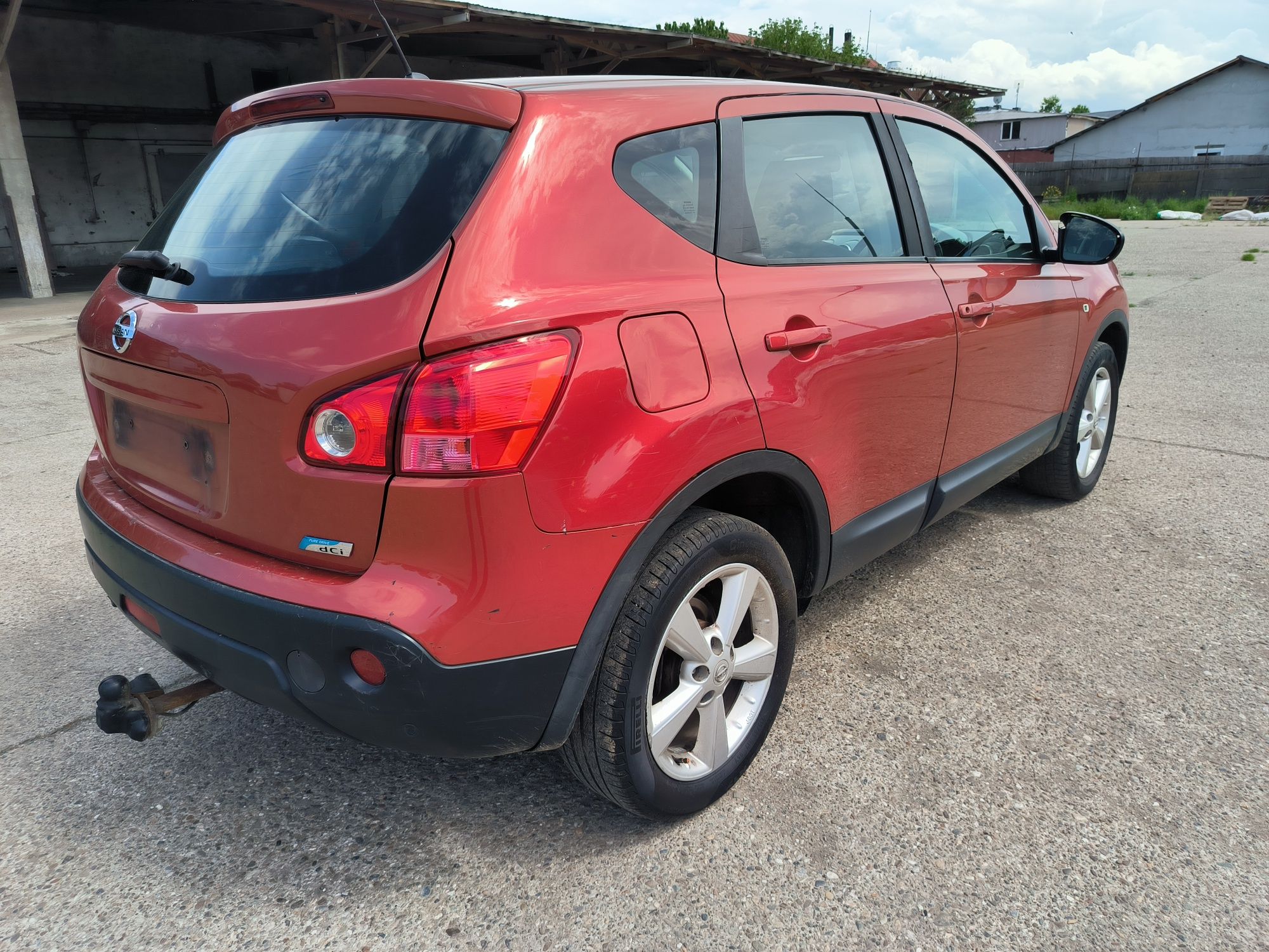 Dezmembrez Nissan Qashqai 1.5 dci