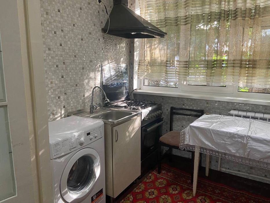 Аренда Бульвар пушти иняз 2 хона 2 этаж