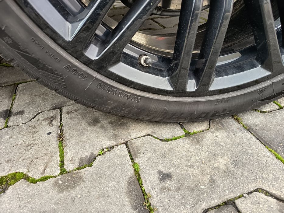 Vând jante + anvelope BMW G30 style 664 m ,19 inch 8j cu 9j