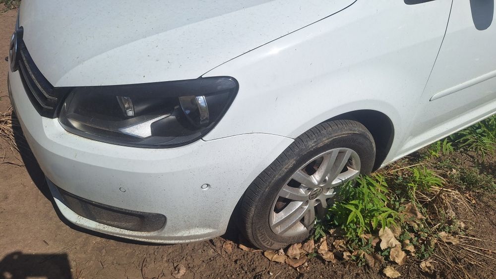 Bara fata grila tragar Radiatoare triple faruri capota vw touran 1.6 c