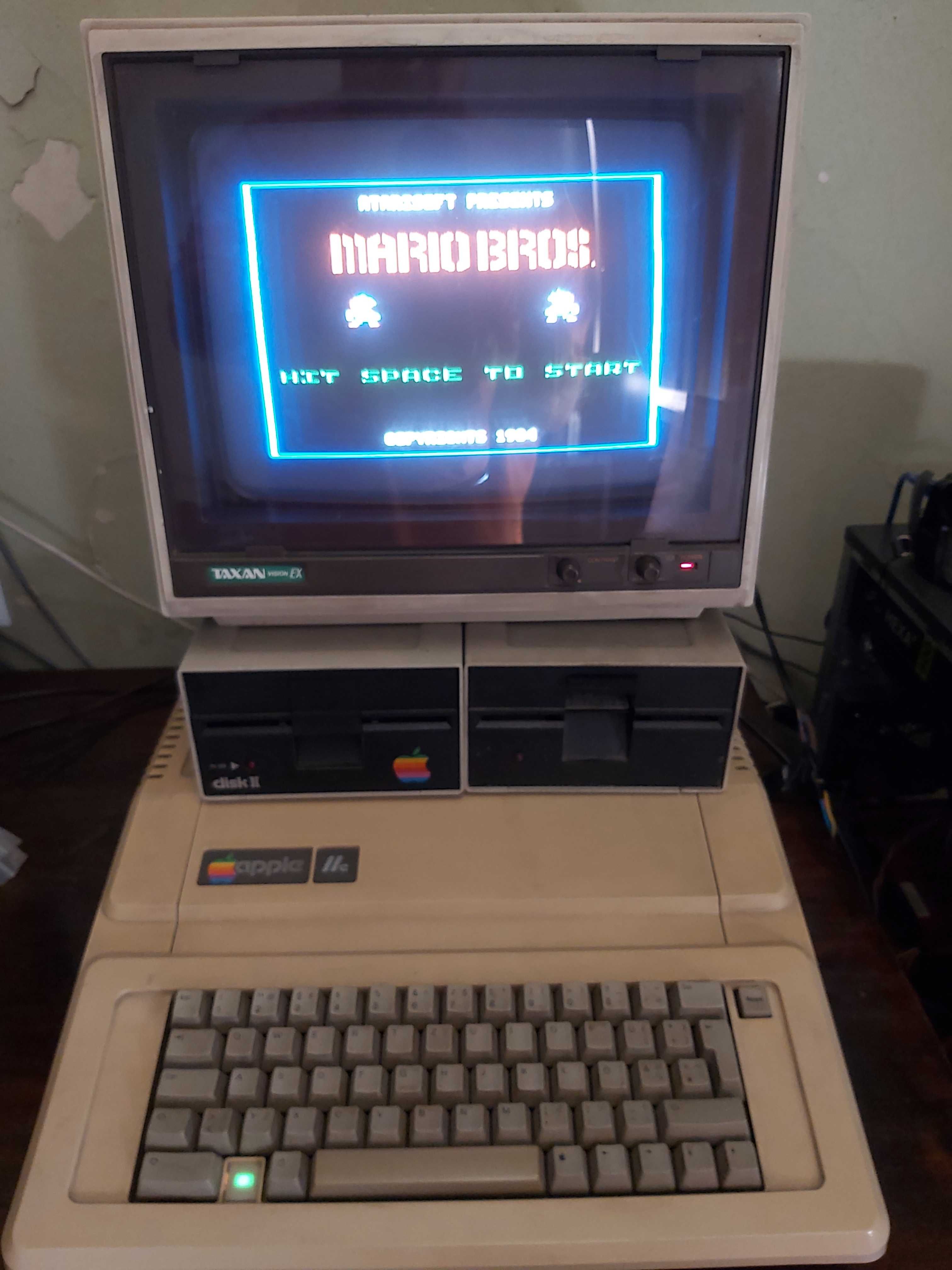 Apple IIe цветен монитор хард диск и периферия !