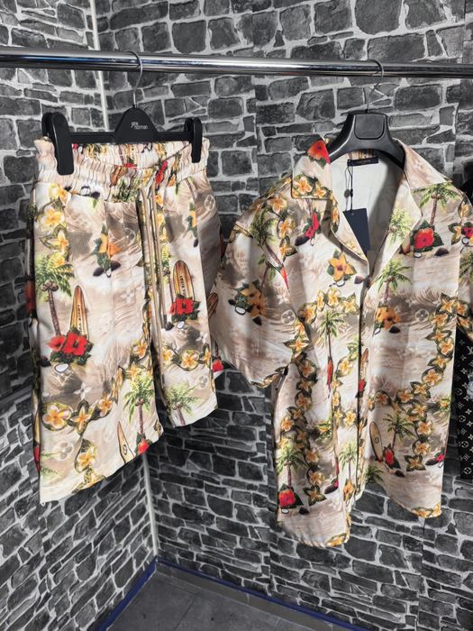 Luis Viton летен екип