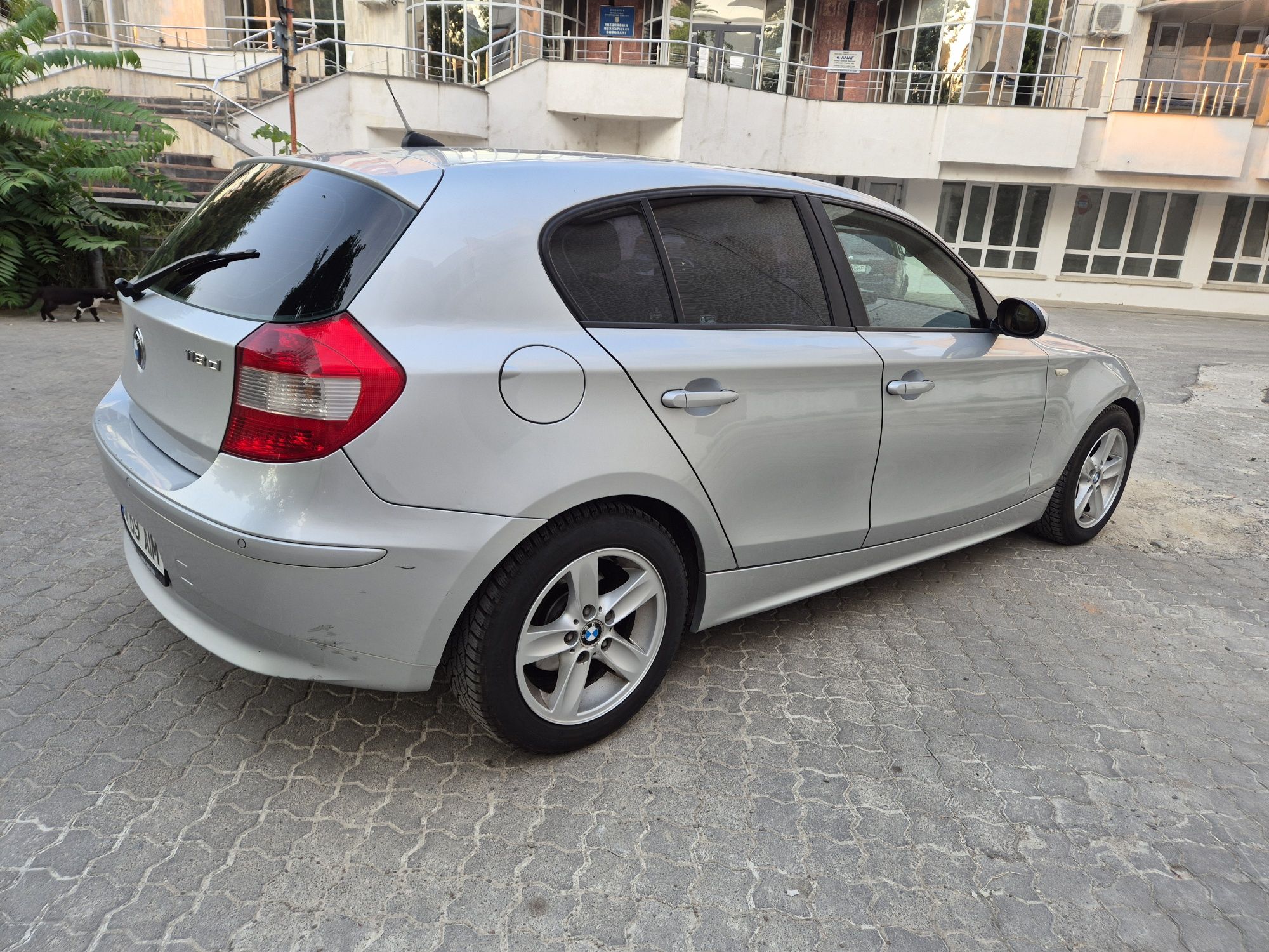 BMW seria 1 118D M47