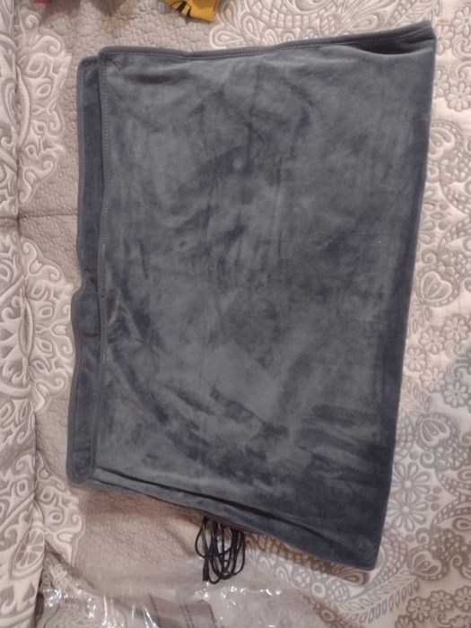 Vând pătură încălzită