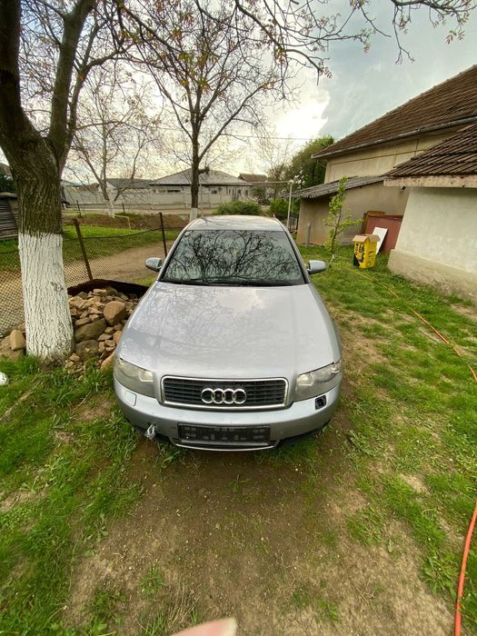 Dezmembrez Audi a4 b6 3.0 benzina