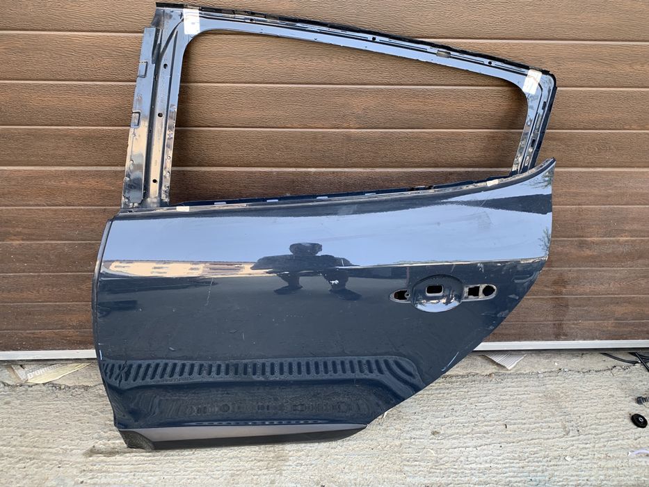 Usa Renault Megane 3 partea stanga spate an 2009/2010/2011/2012/2015