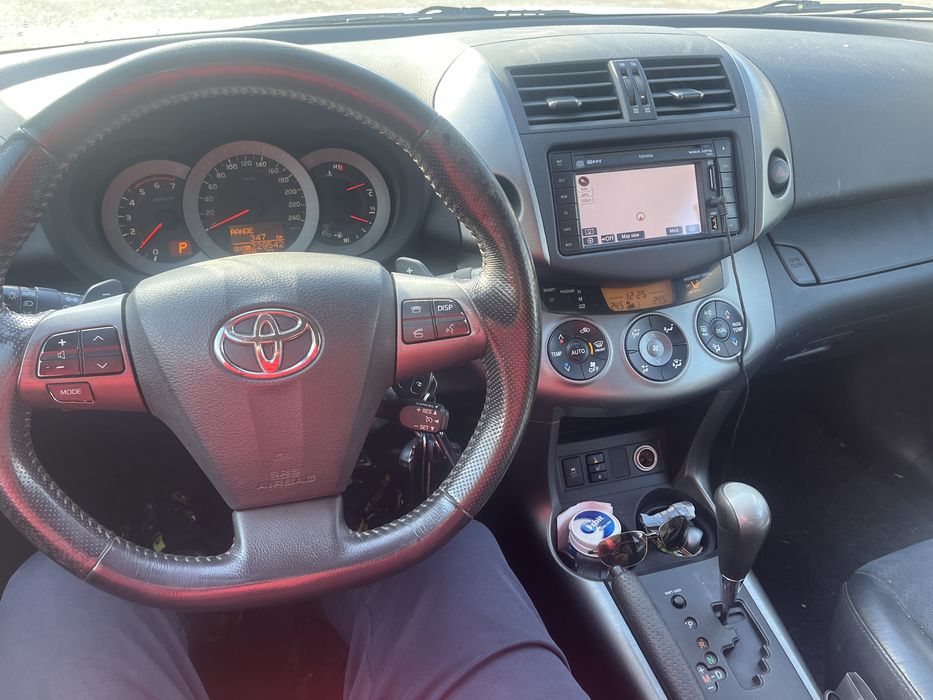 Toyota Rav 4 4x4 automat 2011