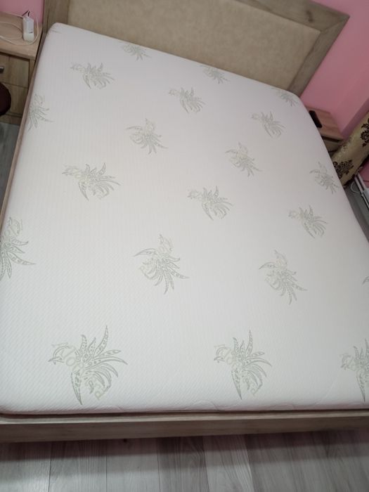 Vând saltea 160×200 cm