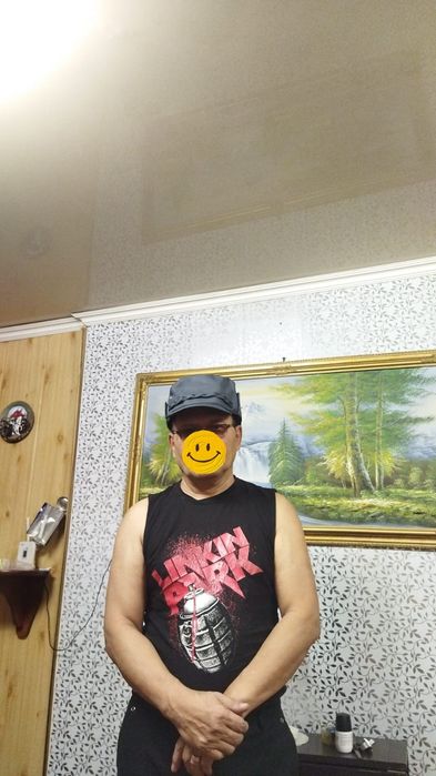 Продам шапки, кепки