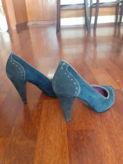 Дамски обувки с висок ток, естествен набук