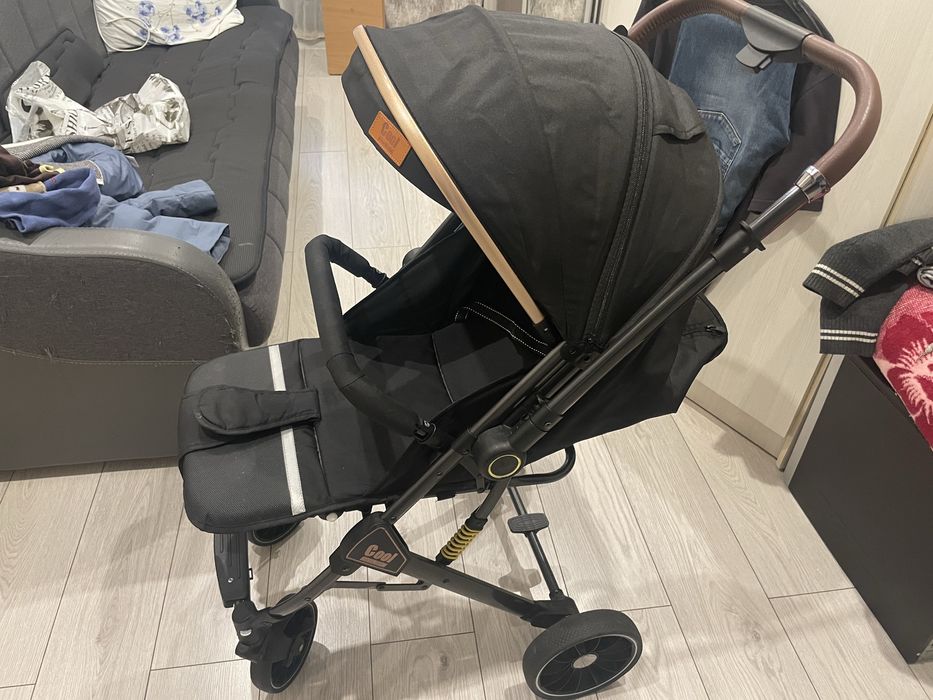 Продам коляску 15000