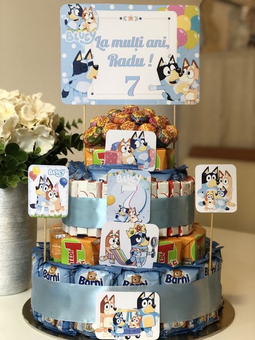 Tort din dulciuri ambalate, Unicorni, Mario, Bluey, Patrula