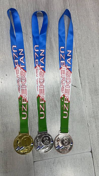 Sport musobaqalari uchun medallar