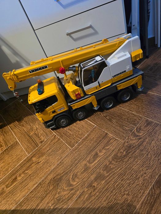 Macara  de jucarie pentru copii