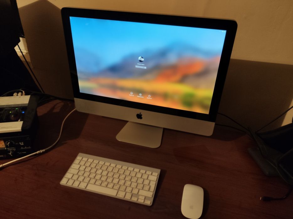 iMac 21.5 inch. i5.