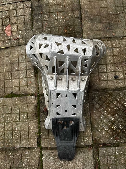 Гард за гайда/двигател KTM/HUSQVARNA 250/300