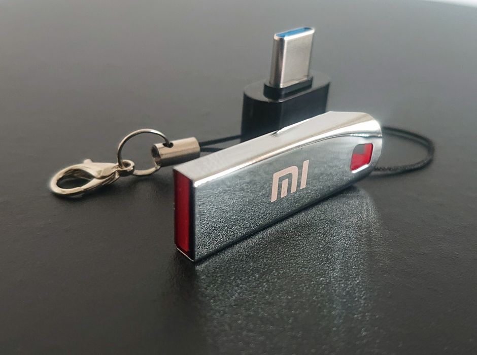 Флаш памет MI XIAOMI с подарък Адаптор TYPE-C за телефон и ключодържат