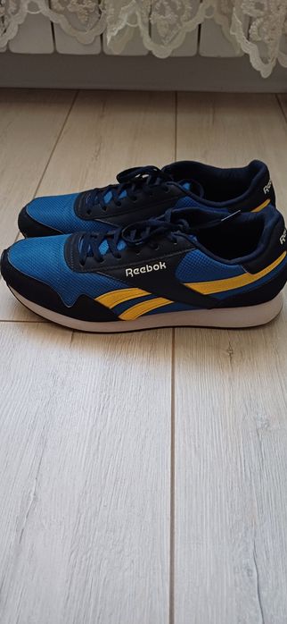Продам кроссовки Reebok 41 размер